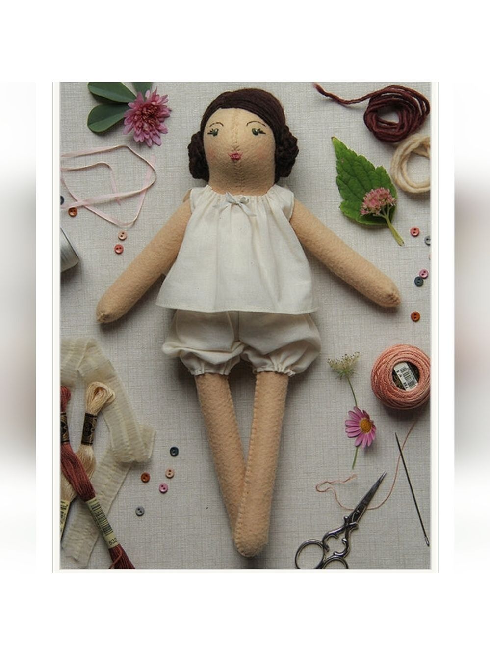 Dovegray Handmade Cloth Doll Posie Kit Pattern Lucie NEW
